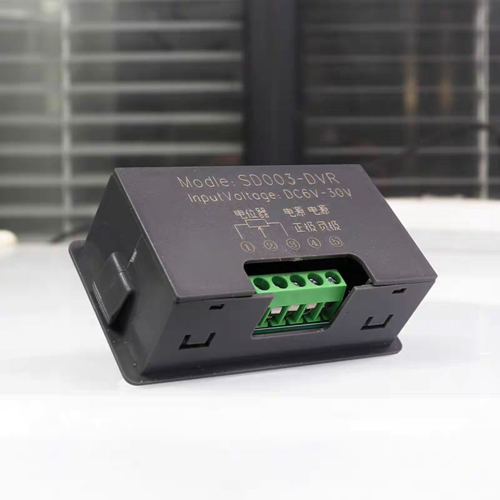 Premium-4X Digital Display Pot - Woodworking Simulator recensie en prijs